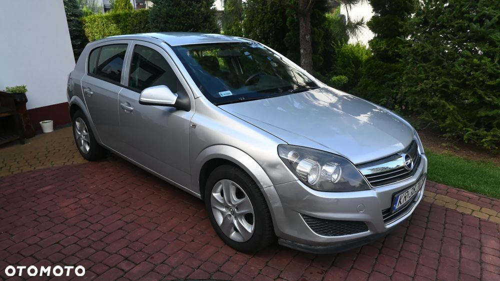 Opel Astra 1.3 CDTI Enjoy - 2
