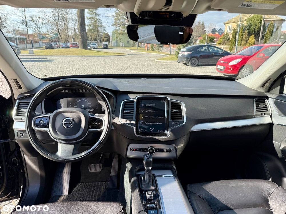 Volvo XC 90 T5 AWD Momentum 7os - 11