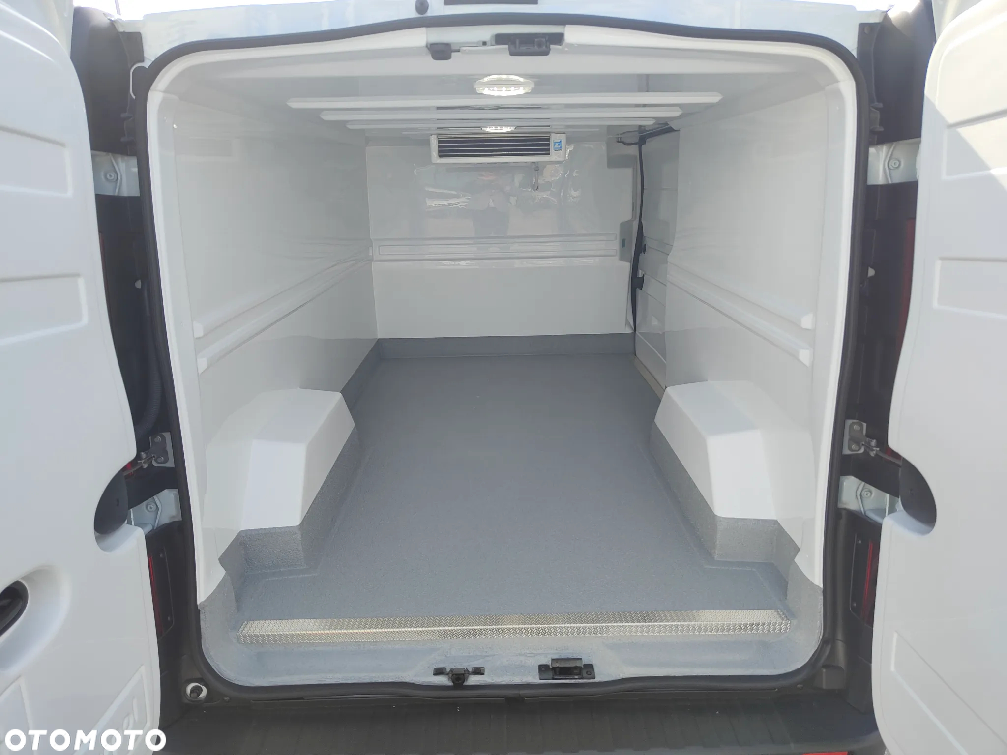 Renault Trafic - 7