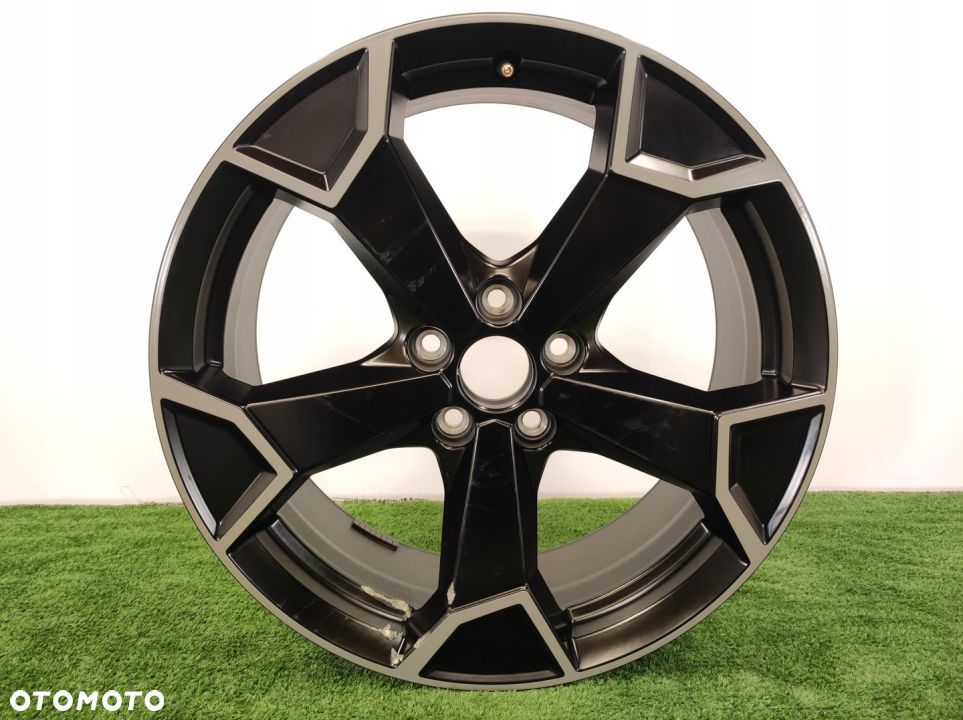 FELGA AUDI Q3 83A 7 x 19 ET43 83A071499 - 1