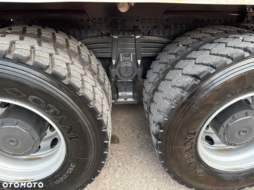 Mercedes-Benz Arocs 4148 8x4 - 21