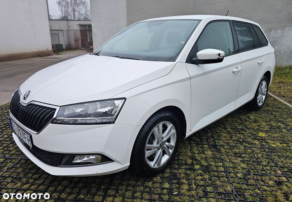 Skoda Fabia 1.0 TSI Ambition DSG - 7