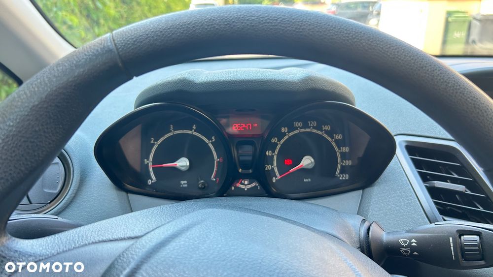 Ford Fiesta 1.25 Ambiente - 6