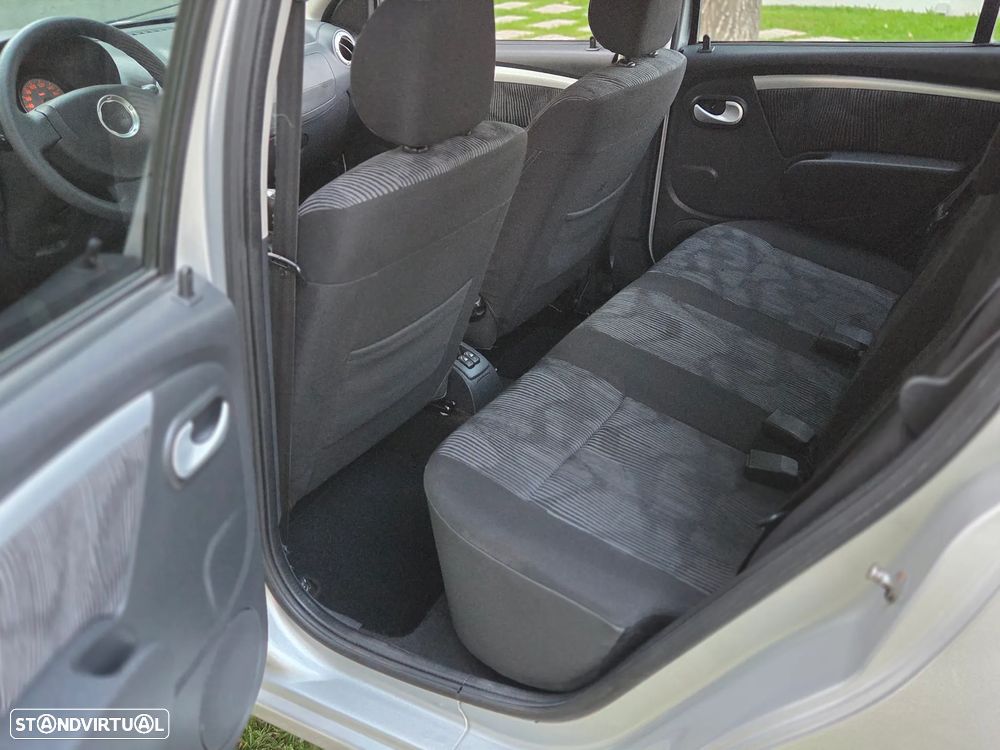 Dacia Sandero 1.2 16V Pack - 14