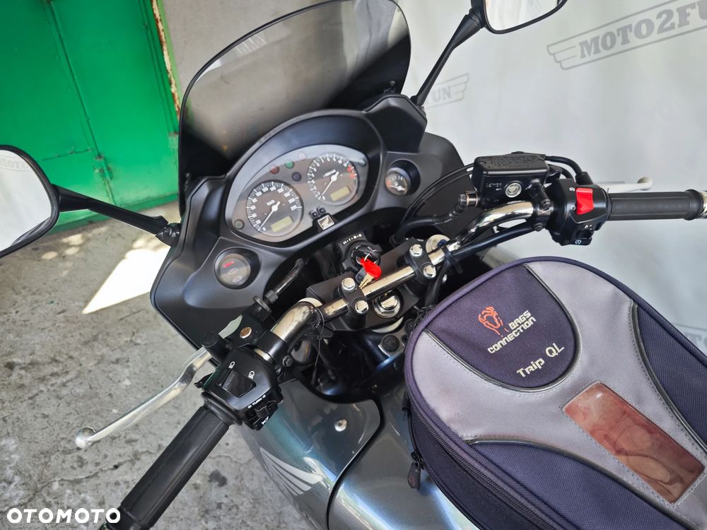 Honda CBF - 14