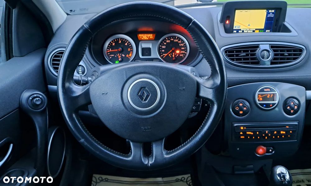 Renault Clio - 9