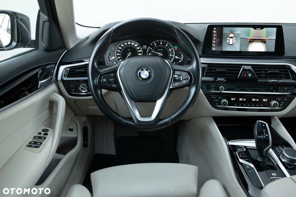 BMW Seria 5 - 23