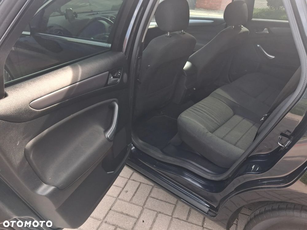 Ford Mondeo 2.0 TDCi Titanium - 16