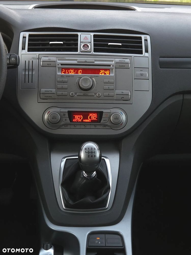 Ford Kuga 2.0 TDCi 2x4 Individual - 19