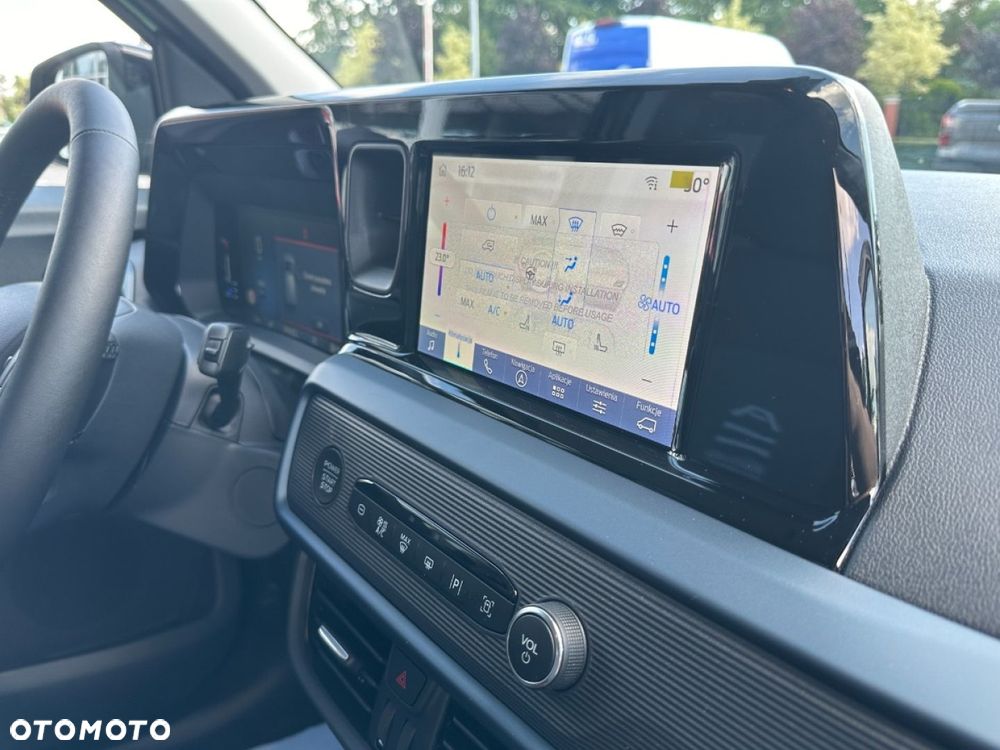 Ford Courier - 12