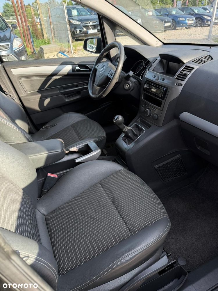 Opel Zafira - 7