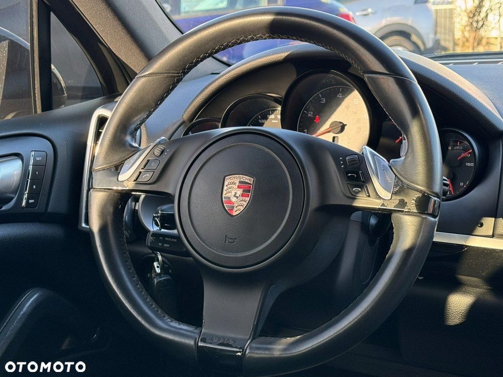 Porsche Cayenne S Tiptronic S - 26
