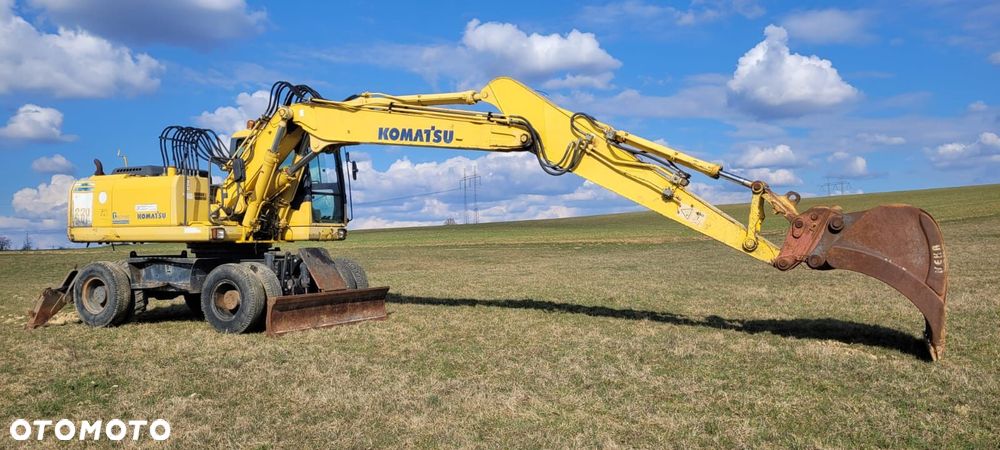 Komatsu Pw 220-7 4X4 - 4