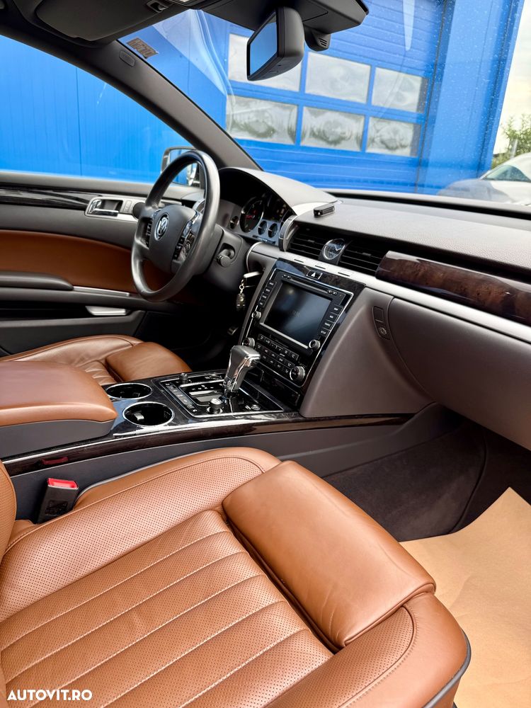 Volkswagen Phaeton 3.0 V6 TDI DPF 4MOTION Tiptronic - 10
