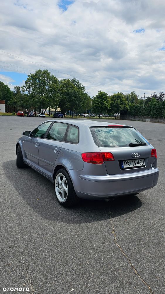 Audi A3 Sportback - 4