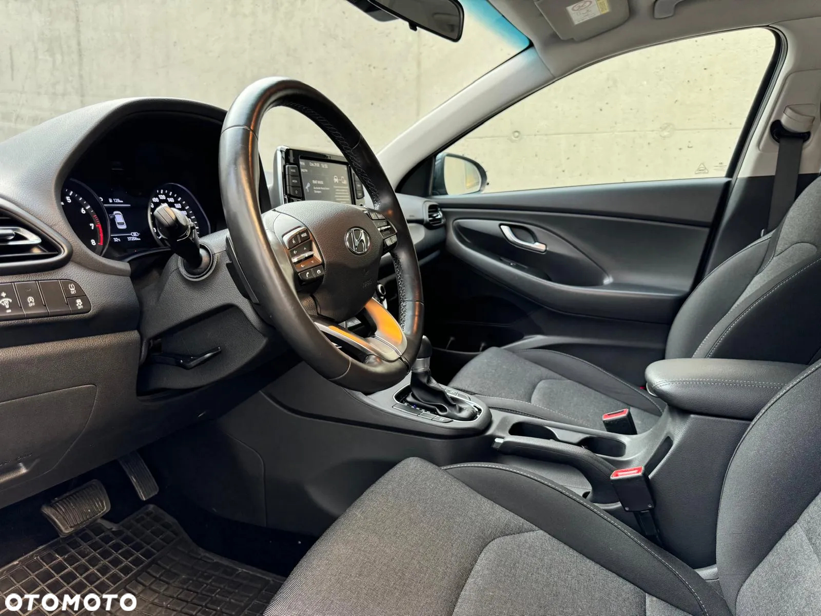 Hyundai i30 1.5 T-GDI 48V Comfort DCT - 9
