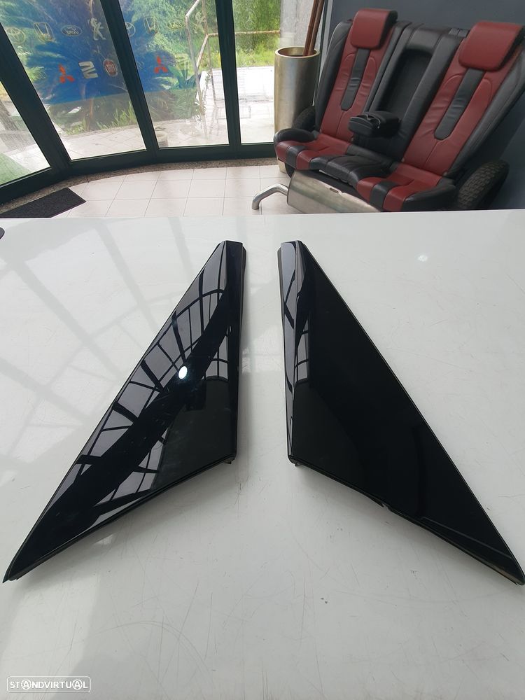 FRISO VERTICAL TAMPA MALA PEUGEOT 3008 II / 9813844480 / 9811043880