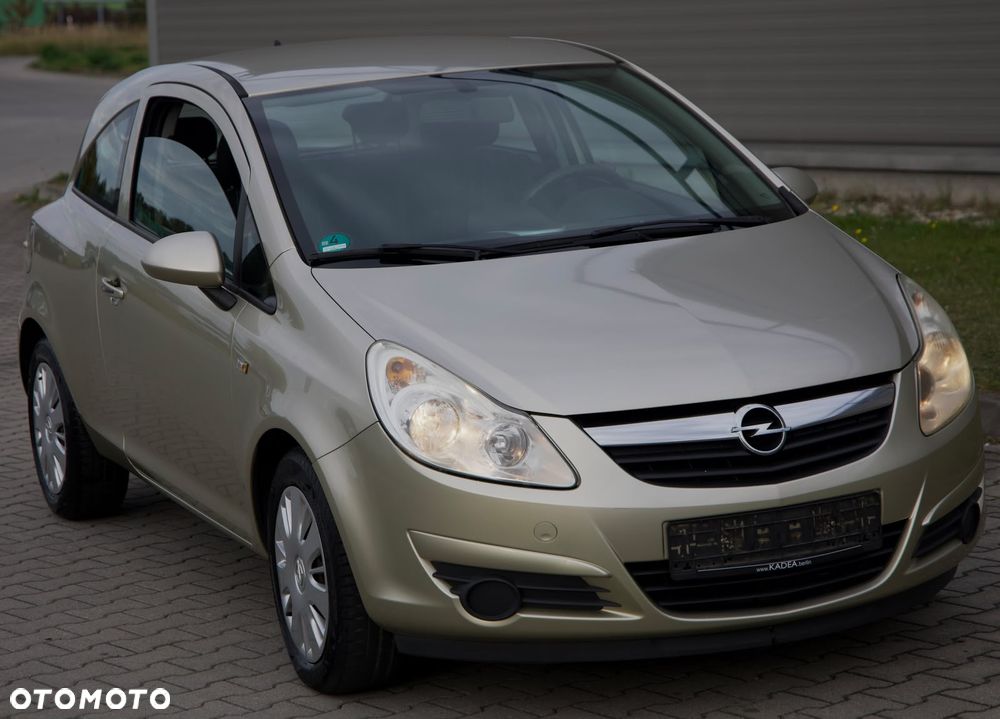 Opel Corsa 1.2 16V Essentia - 18