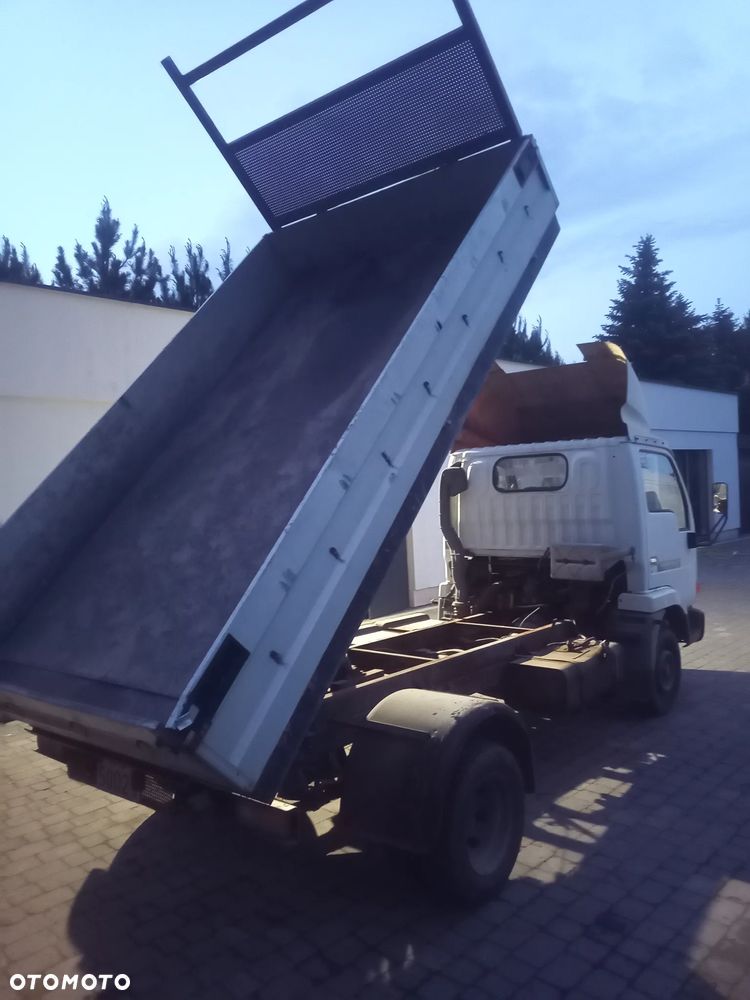 Nissan CABSTAR.E - 5