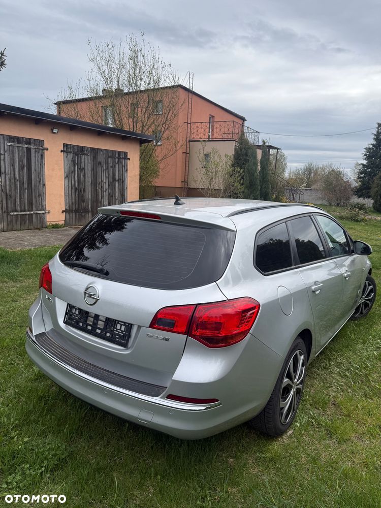 Opel Astra 1.7 CDTI DPF ecoFLEX Start/Stop 99g Edition - 4