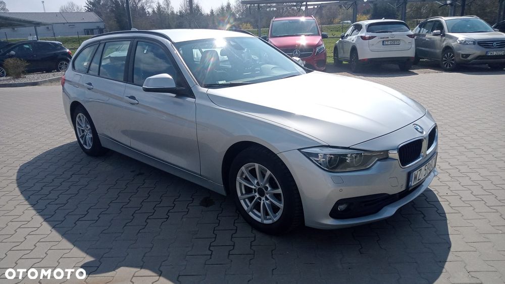BMW Seria 3 318d - 8