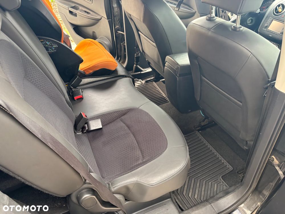 Nissan Qashqai+2 2.0 Tekna - 10