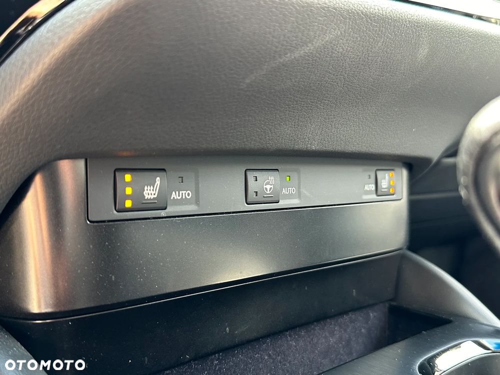 Lexus ES 300h Business Edition - 29