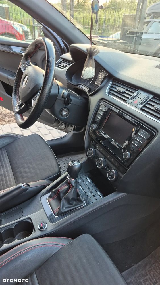 Skoda Octavia - 8