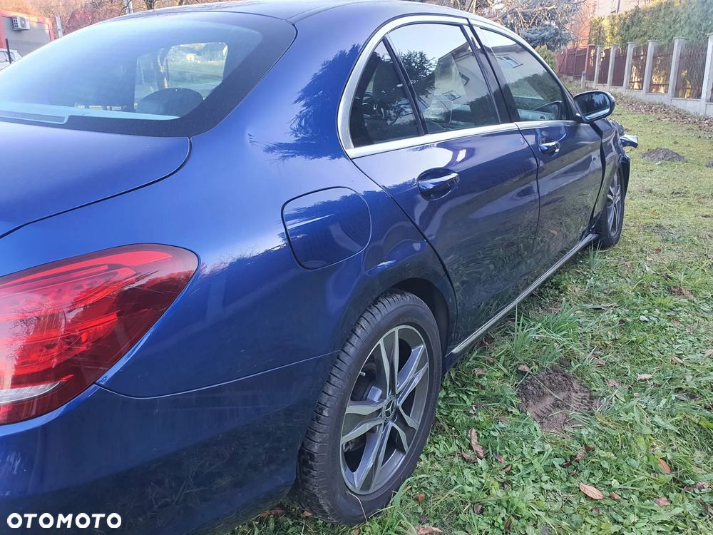 Mercedes-Benz Klasa C 180 T 7G-TRONIC Avantgarde - 7