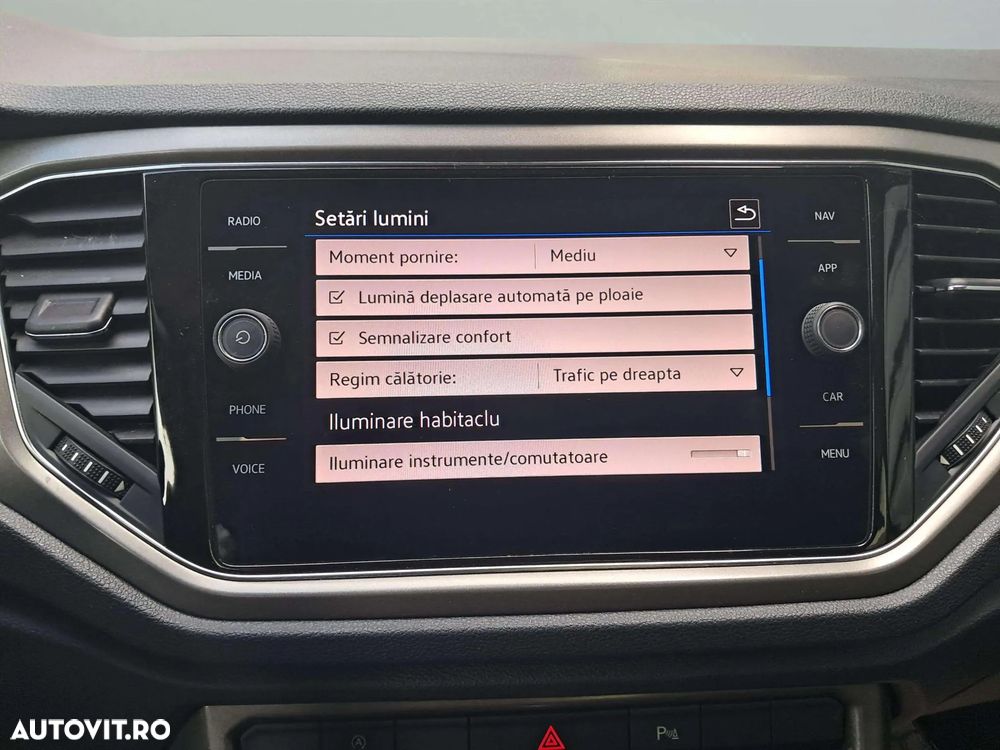 Volkswagen T-Roc 2.0 TDI 4Mot DSG Design - 12