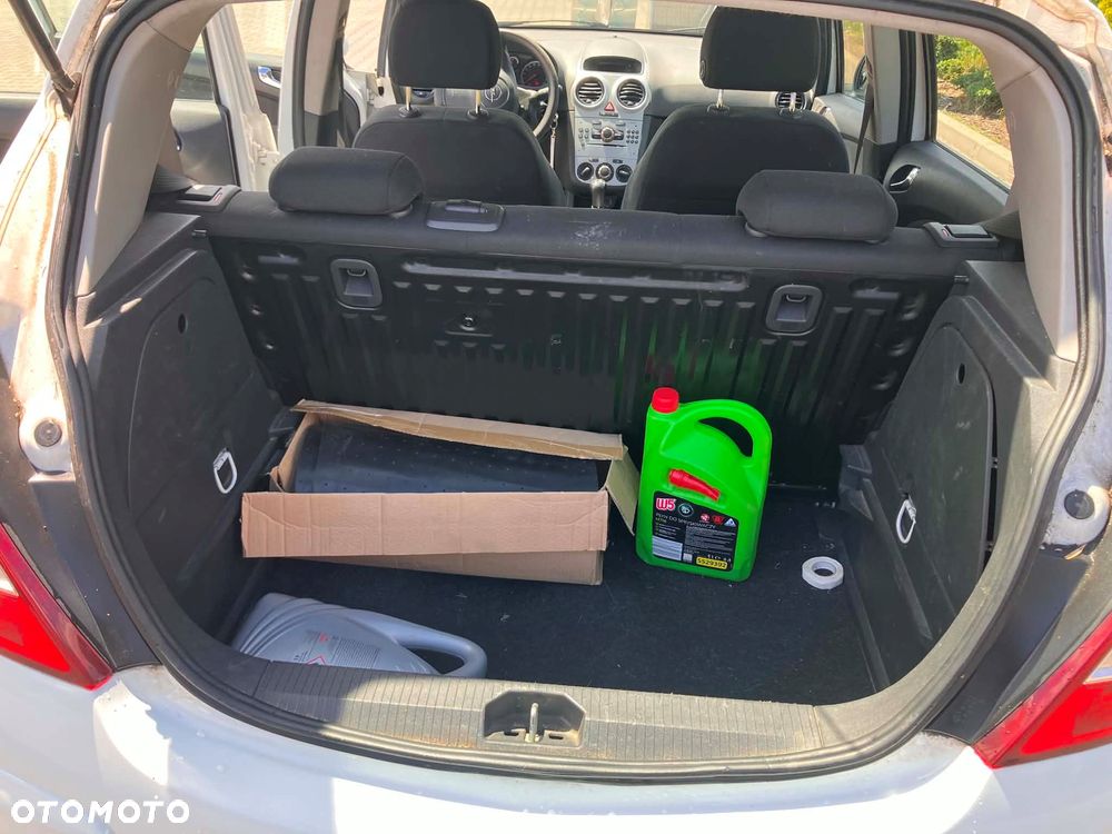 Opel Corsa - 7