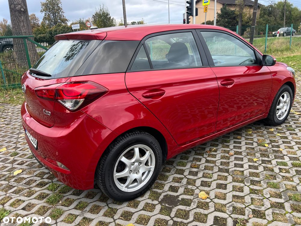 Hyundai i20 1.4 Trend - 12