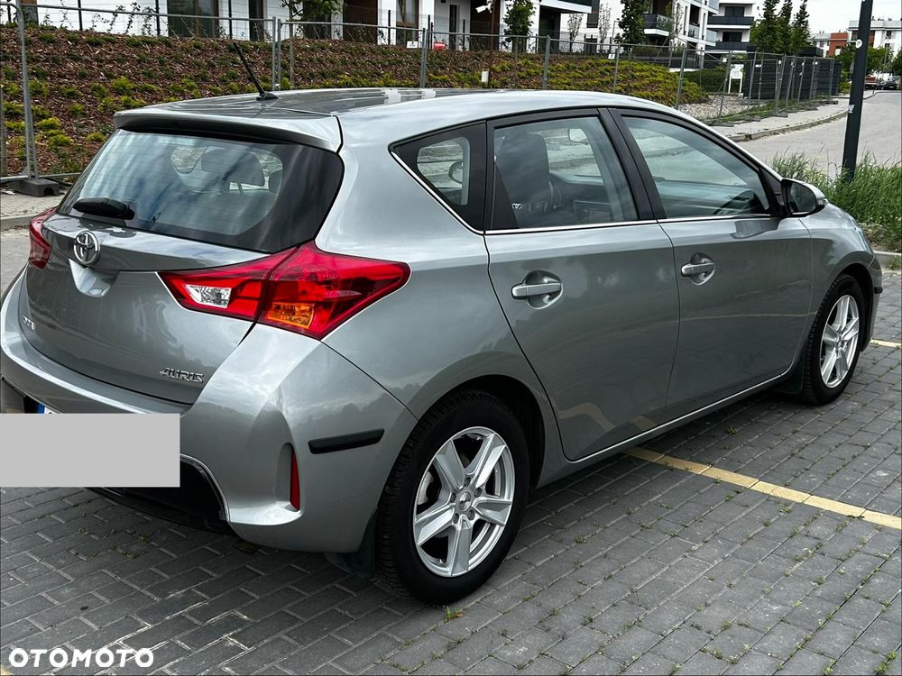 Toyota Auris 1.33 VVT-i Premium - 8