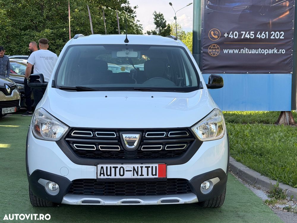 Dacia Lodgy 1.5 dCi Stepway - 15