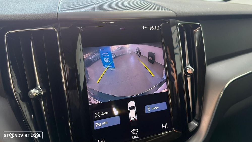 Volvo XC 60 2.0 B4 Momentum Plus Geartronic - 10