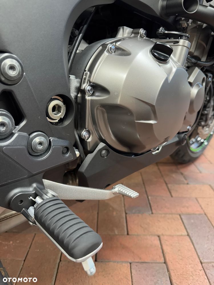 Kawasaki Versys 1000 - 24