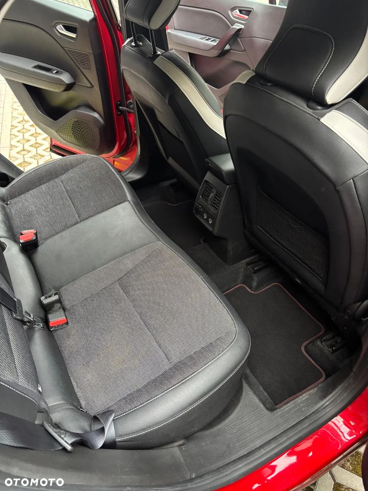 Renault Captur 1.3 TCe mHEV Techno EDC - 13