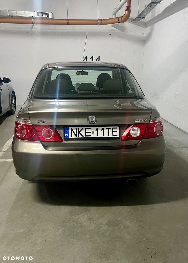 Honda City 1.4 Comfort - 5