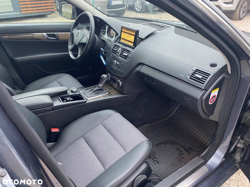 Mercedes-Benz Klasa C - 26