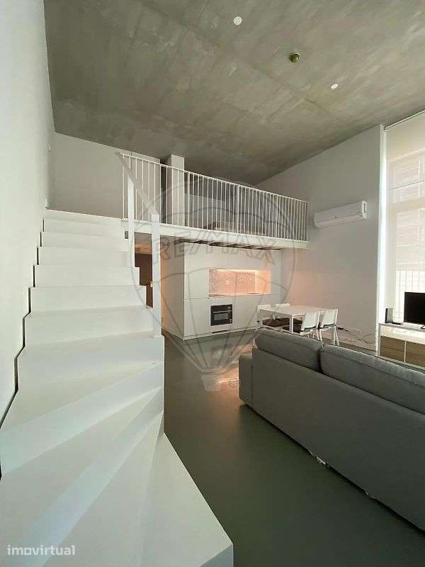 Duplex T1 para arrendamento - Grande imagem: 4/26