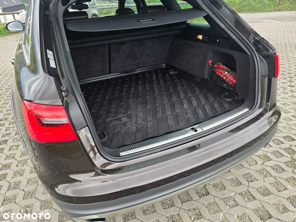 Audi A6 Allroad - 36