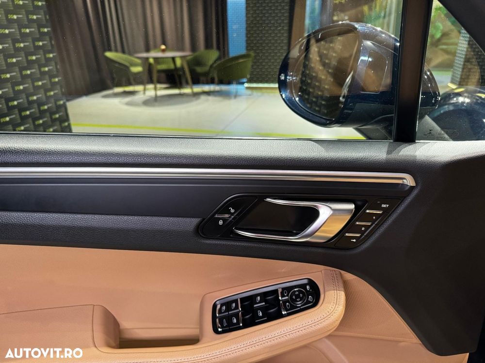 Porsche Macan - 14