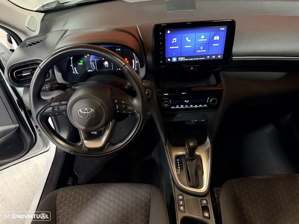 Toyota Yaris Cross 1.5 HDF Comfort Plus - 8