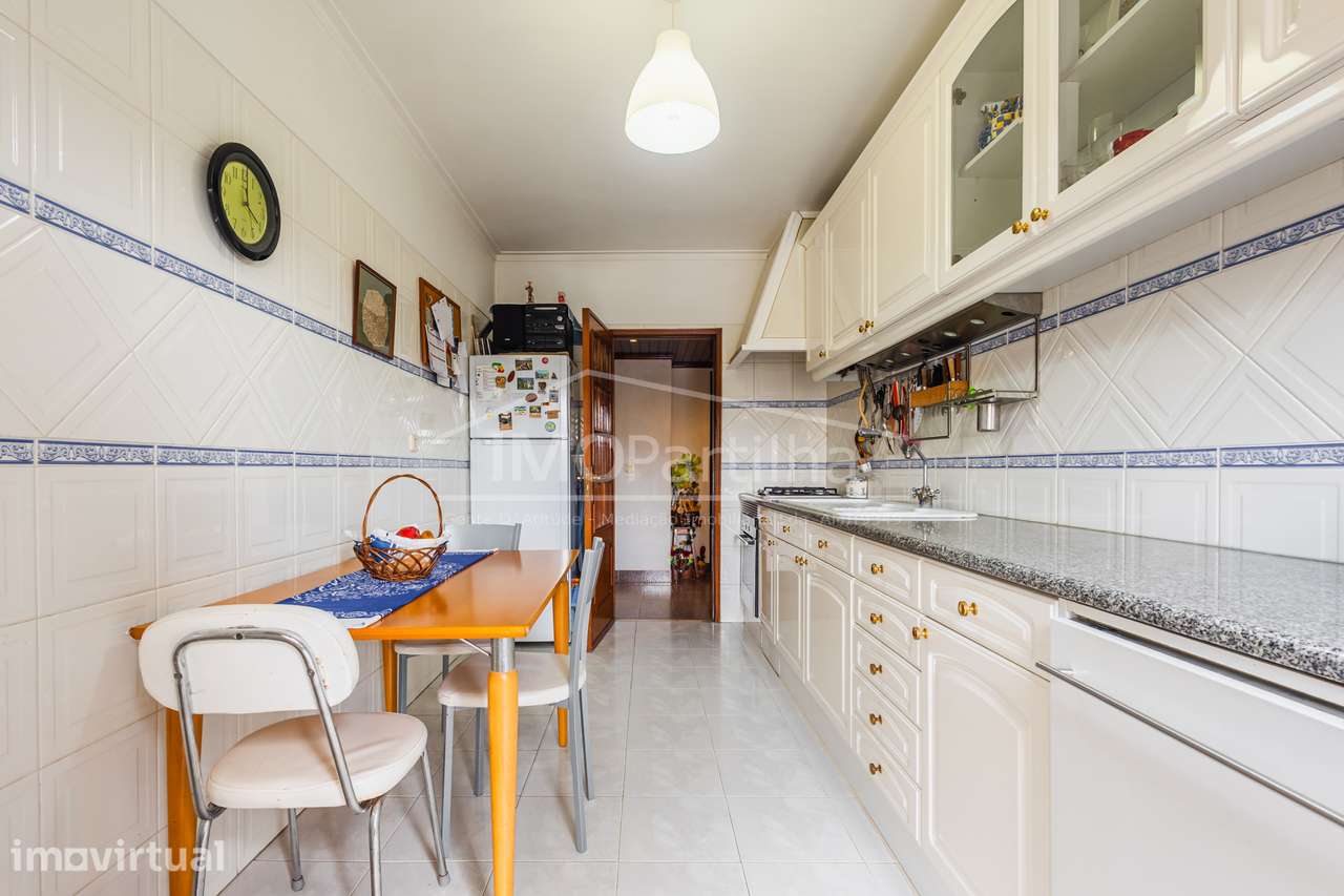 Apartamento T2 C/ Parqueamento Queluz - Grande imagem: 3/20