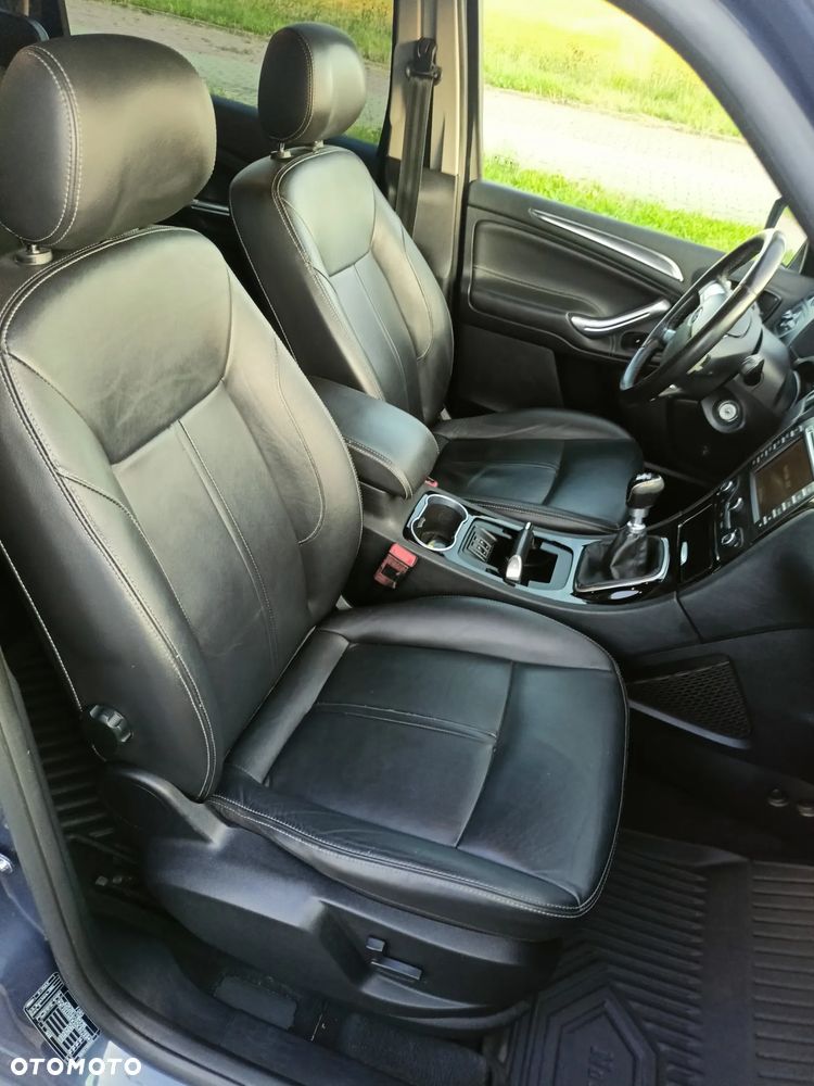 Ford S-Max 2.0 TDCi DPF Titanium - 26