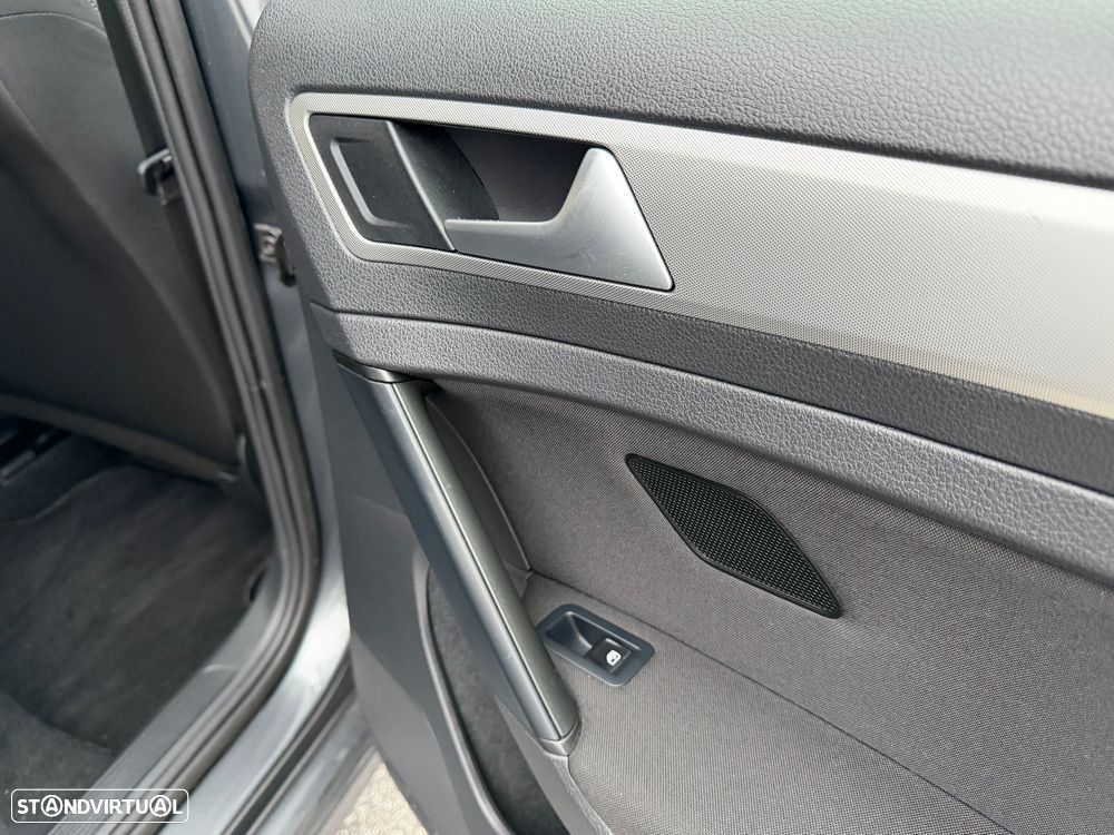 VW Golf 1.0 TSI Confortline - 30