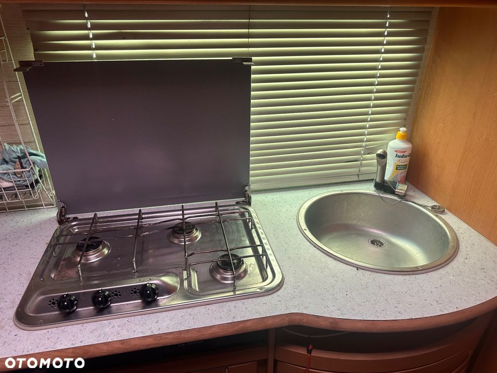 Adria Unica 462 - 17