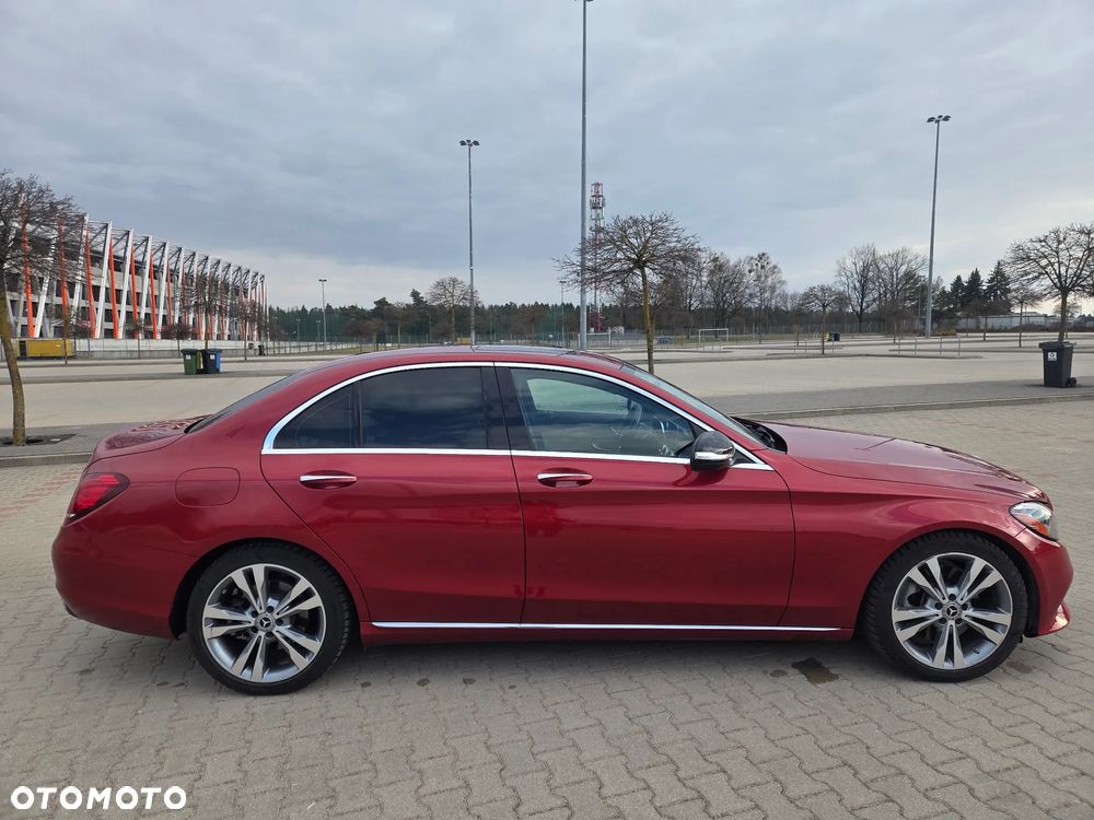 Mercedes-Benz Klasa C 300 9G-TRONIC Avantgarde - 4