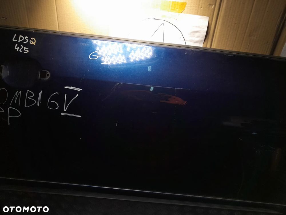 VW GOLF V KOMBI PŁAT DRZWI PRAWYCH PRZEDNICH KOLOR: LD5Q - 7