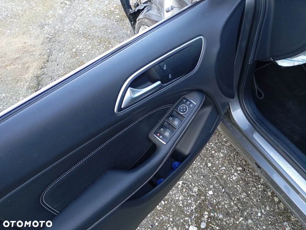 Mercedes-Benz Klasa B - 15